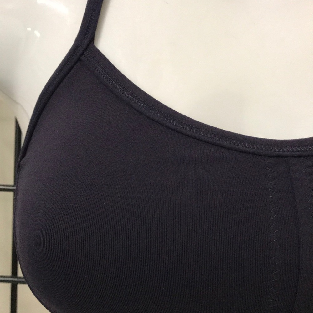 Lululemon sports bra - Picture 2 of 7